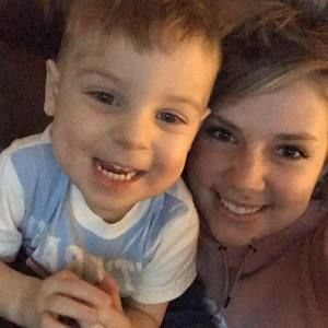 Meet your Posher, Manda